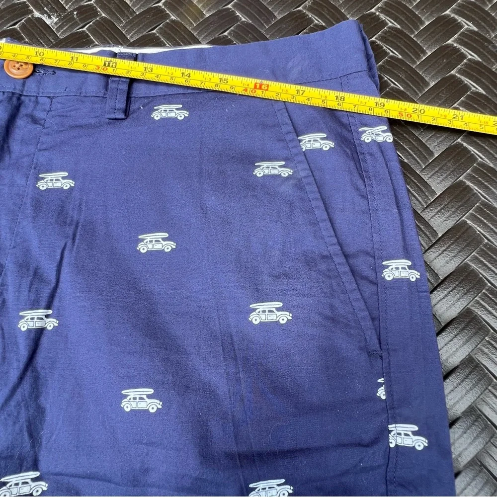 J. Crew Gramercy Men's Navy Surf Car Print Chino Shorts Slit Pockets Size 35